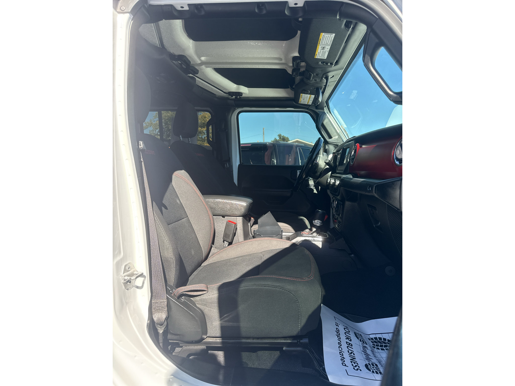 Used 2021 Jeep Gladiator Rubicon w/ Cold Weather Group AWD/4WD image 26