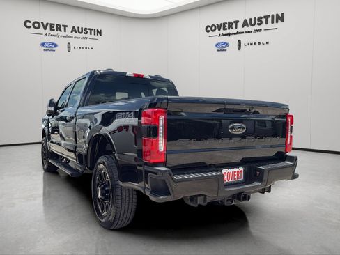 Used 2024 Ford F250 Lariat w/ Lariat Ultimate Package AWD/4WD image 3