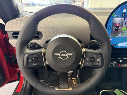 Certified 2025 MINI Cooper 2-Door Hardtop FWD image 14