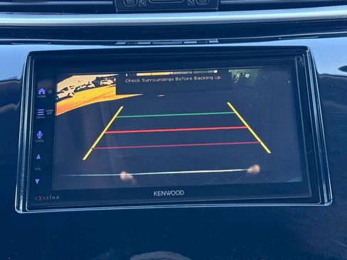 Used 2015 Nissan Murano S image 29