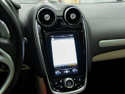 Used 2020 McLaren GT image 26