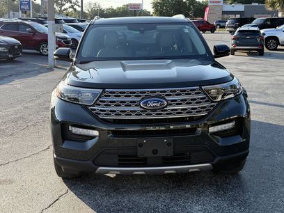 Used 2022 Ford Explorer Limited w/ Limited Technology Package
