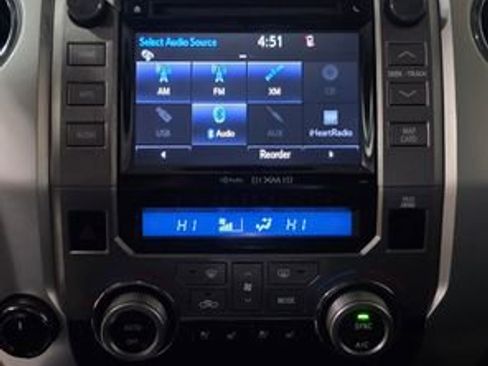 Used 2018 Toyota Tundra Platinum image 19