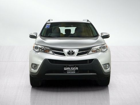 Used 2015 Toyota RAV4 XLE AWD/4WD image 8