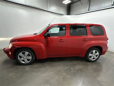 Used 2008 Chevrolet HHR LS image 2