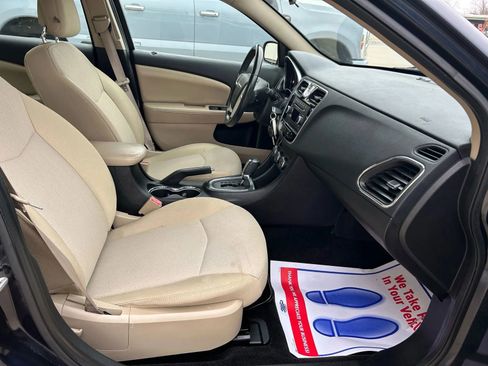 Used 2012 Chrysler 200 Touring w/ Cold Weather Group image 15