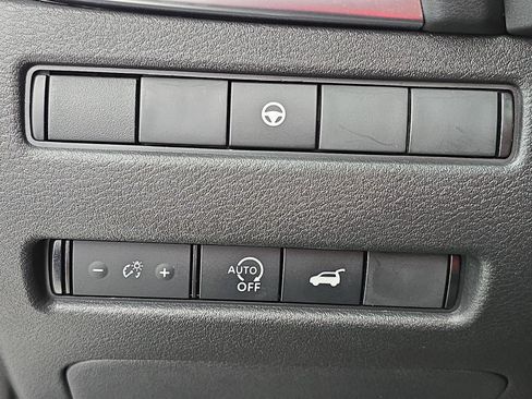 Certified 2023 Nissan Rogue SL w/ SL Premium Package AWD/4WD image 26