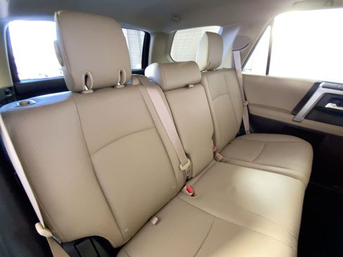 Used 2023 Toyota 4Runner Limited image 31