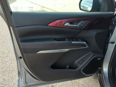 Certified 2024 Chevrolet Traverse RS w/ LPO, Floor Liner Package image 23