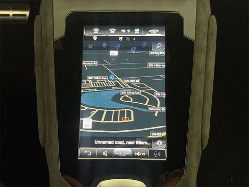 Used 2023 Lamborghini Huracan Tecnica image 13