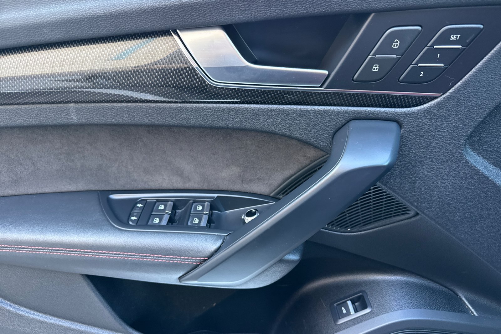 Used 2019 Audi SQ5 Prestige w/ Prestige Package AWD/4WD image 16