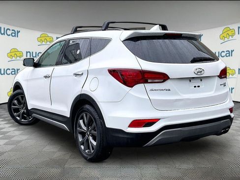 Used 2018 Hyundai Santa Fe Sport FWD image 4