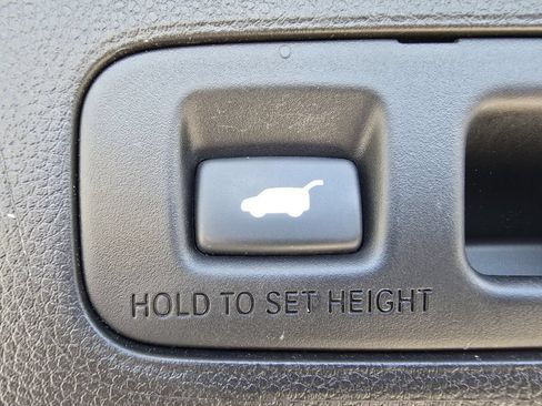 Used 2023 Honda CR-V Sport Touring image 17