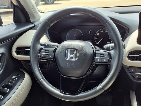 Used 2025 Honda HR-V EX-L image 14