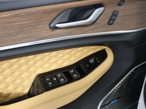 Used 2022 Jeep Grand Cherokee Summit w/ Adv Protech Group IV image 20