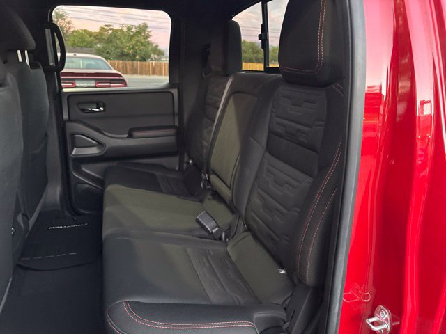 Used 2025 Nissan Frontier PRO-4X AWD/4WD image 16
