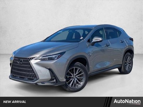 Used 2024 Lexus NX 250 FWD image 1