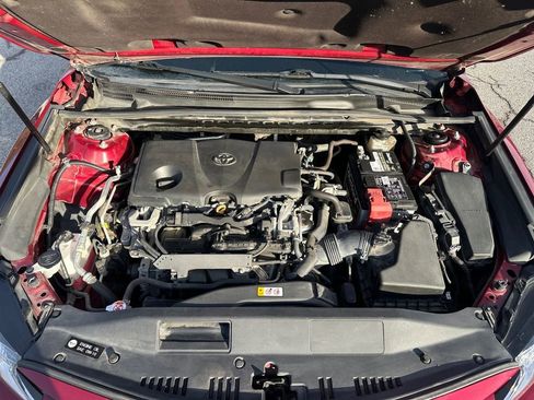 Used 2019 Toyota Camry LE image 28