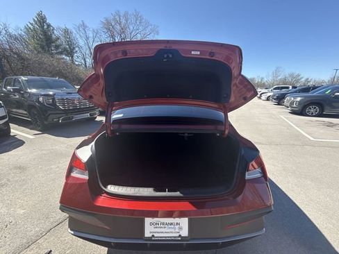 Certified 2024 Hyundai Elantra SEL image 22