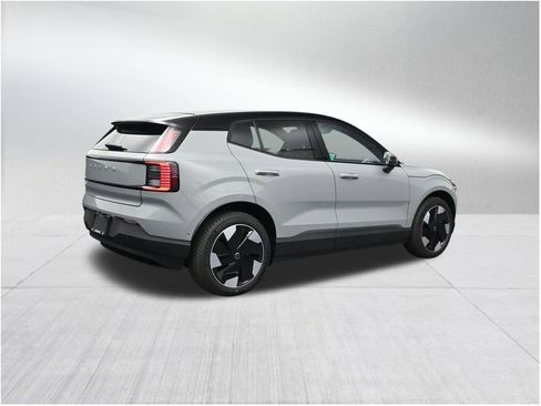 New 2026 Volvo EX30 Ultra AWD/4WD image 5