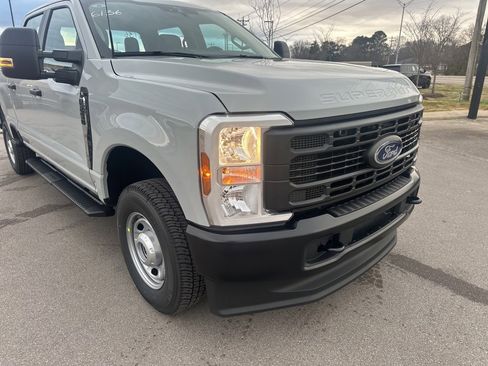New 2026 Ford F250 XL image 9