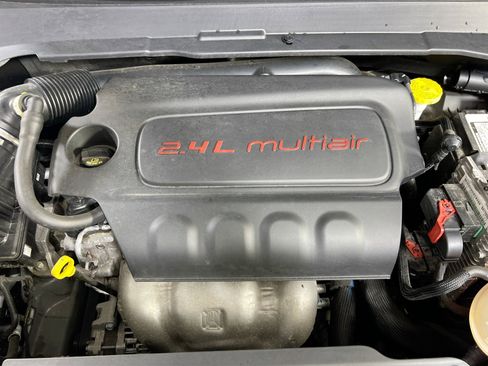 Used 2022 Jeep Compass Latitude AWD/4WD image 27