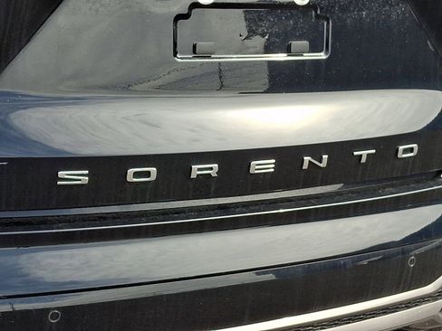 Used 2021 Kia Sorento SX image 30