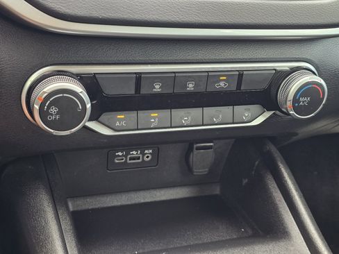 Certified 2025 Nissan Altima 2.5 S FWD image 21