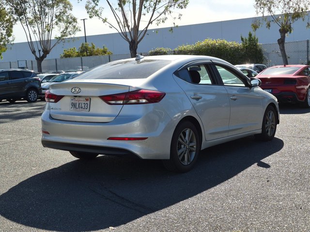 Used 2018 Hyundai Elantra SEL FWD image 3