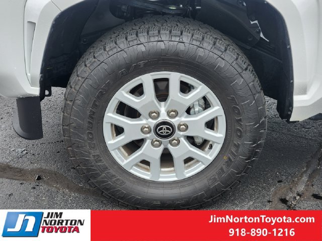 Used 2026 Toyota Tacoma SR5 AWD/4WD image 13