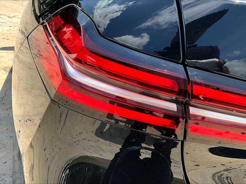 New 2025 BMW 530i image 12