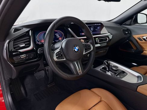 Certified 2023 BMW Z4 sDrive30i w/ Shadowloine Package RWD image 9