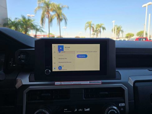 Certified 2025 Toyota Tacoma SR5 AWD/4WD image 29