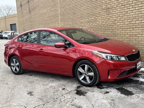 Used 2018 Kia Forte S image 5
