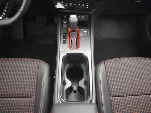 New 2026 Nissan Kicks SR w/ Illumination Package FWD image 12