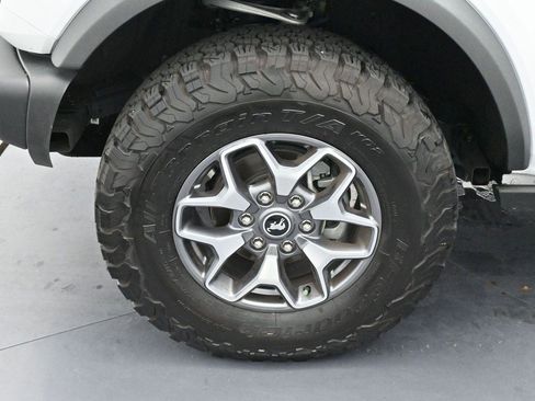 Used 2025 Ford Bronco Badlands AWD/4WD image 36
