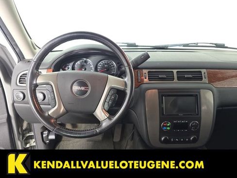 Used 2008 GMC Yukon XL SLT image 10