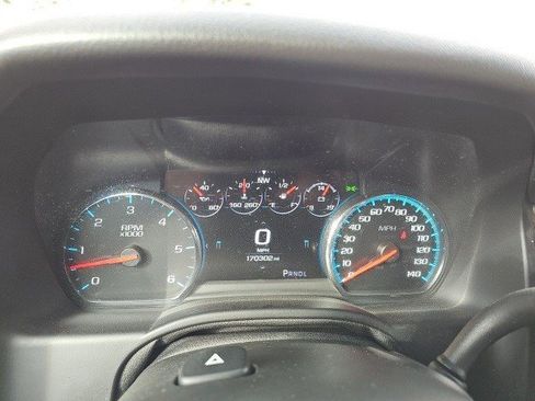 Used 2020 Chevrolet Suburban Premier image 23