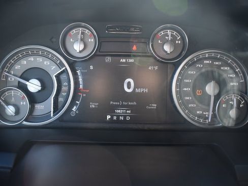 Used 2017 RAM 1500 Limited image 32