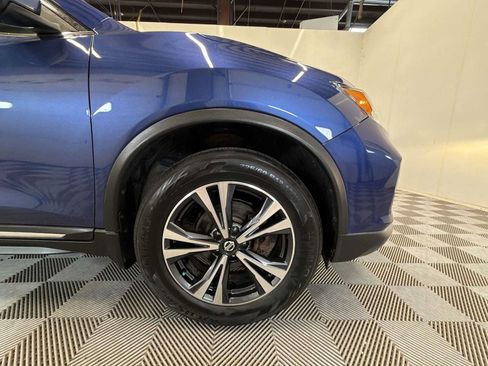 Used 2017 Nissan Rogue SL AWD/4WD image 18