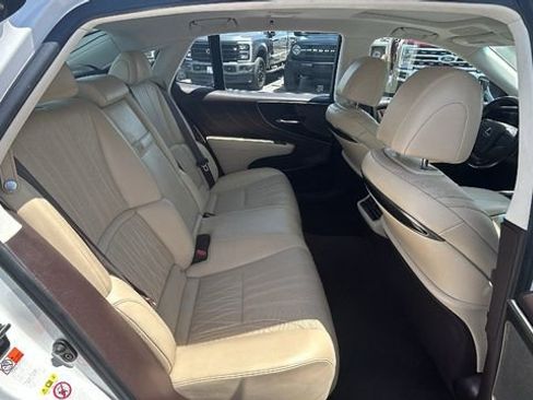 Used 2018 Lexus LS 500 w/ Interior Upgrade Package RWD image 13
