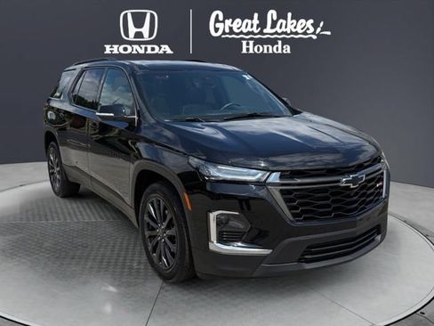 Used 2023 Chevrolet Traverse RS AWD/4WD image 1