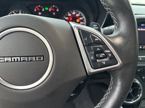 Used 2020 Chevrolet Camaro LT image 13