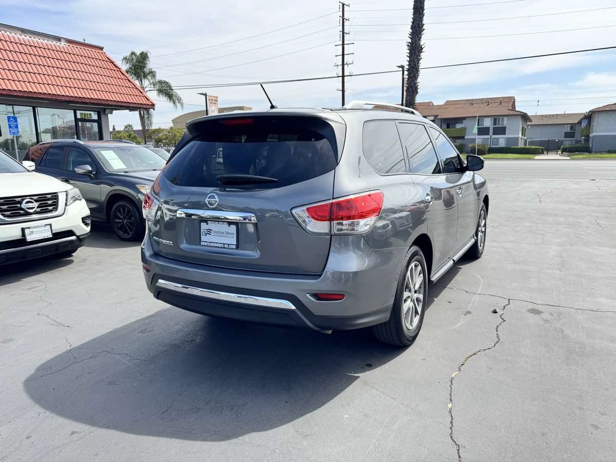 Used 2016 Nissan Pathfinder S FWD image 5