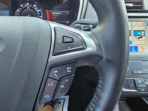 Used 2019 Ford Fusion SEL FWD image 35