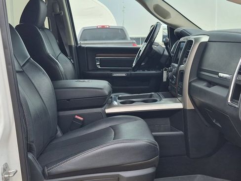 Used 2018 RAM 2500 Laramie w/ Off Road Package AWD/4WD image 15