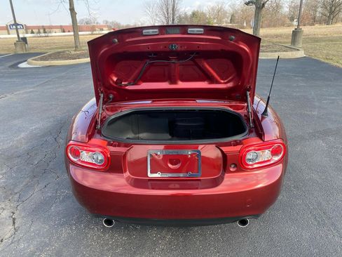 Used 2009 MAZDA MX-5 Miata Touring image 40