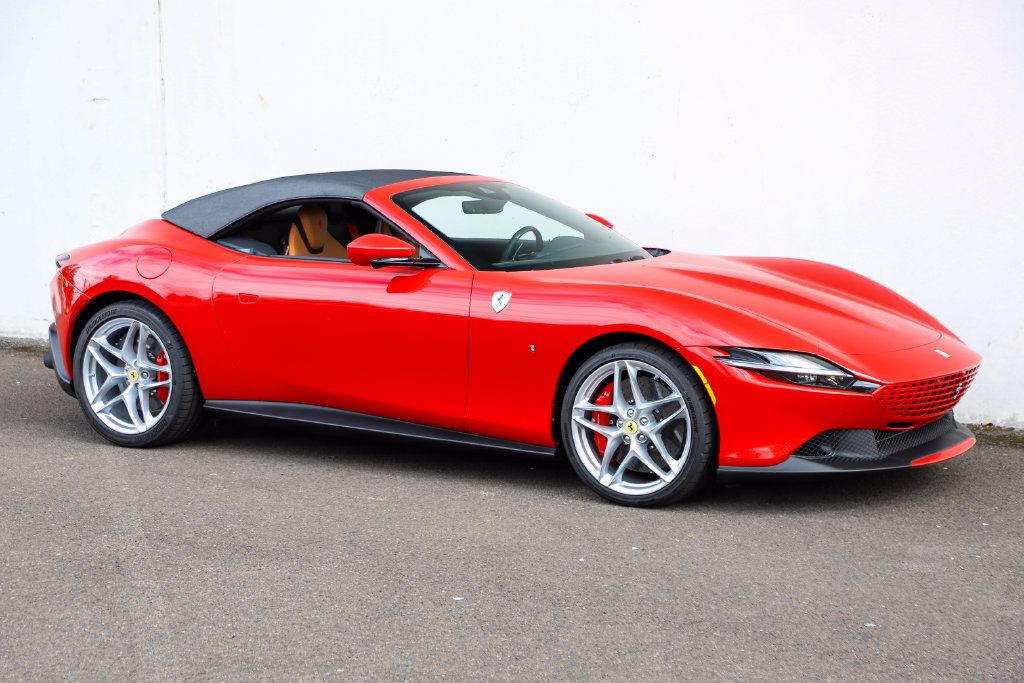 Certified 2026 Ferrari Roma Spider RWD image 35