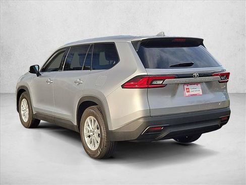 Certified 2026 Toyota Grand Highlander FWD image 9