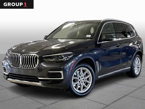 Used 2023 BMW X5 xDrive40i w/ Premium Package image 1